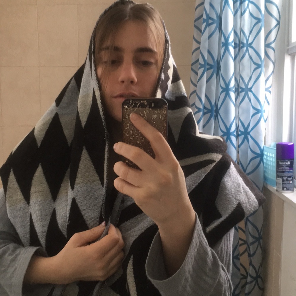 ASOS Wide Infinity Scarf! - Picture 8 of 8